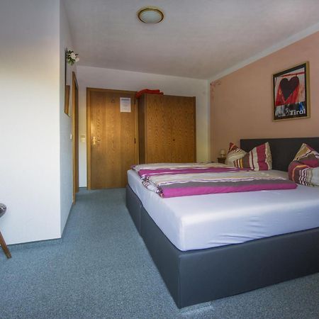 Garni Fischer Oetz Room photo