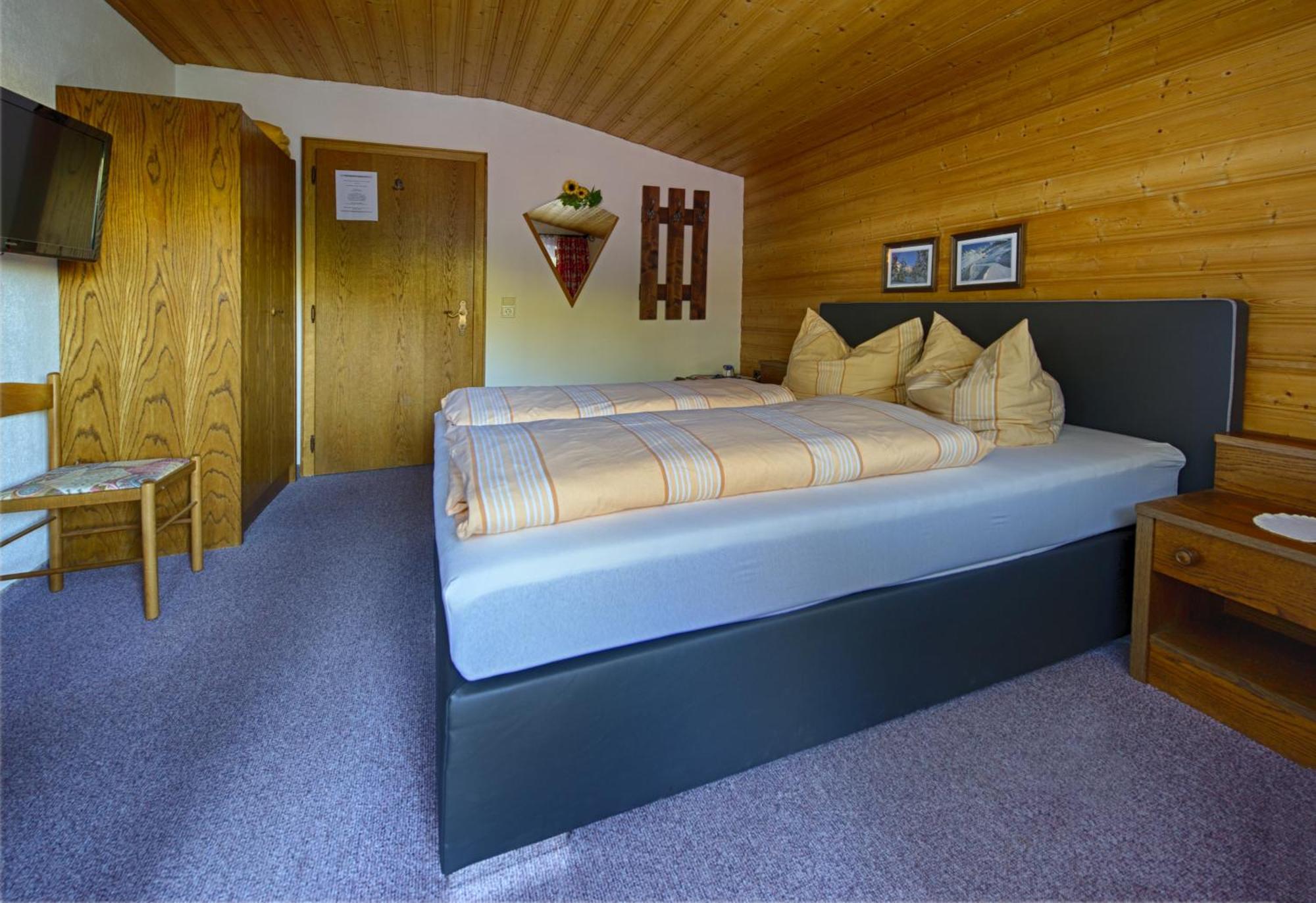 Garni Fischer Oetz Room photo