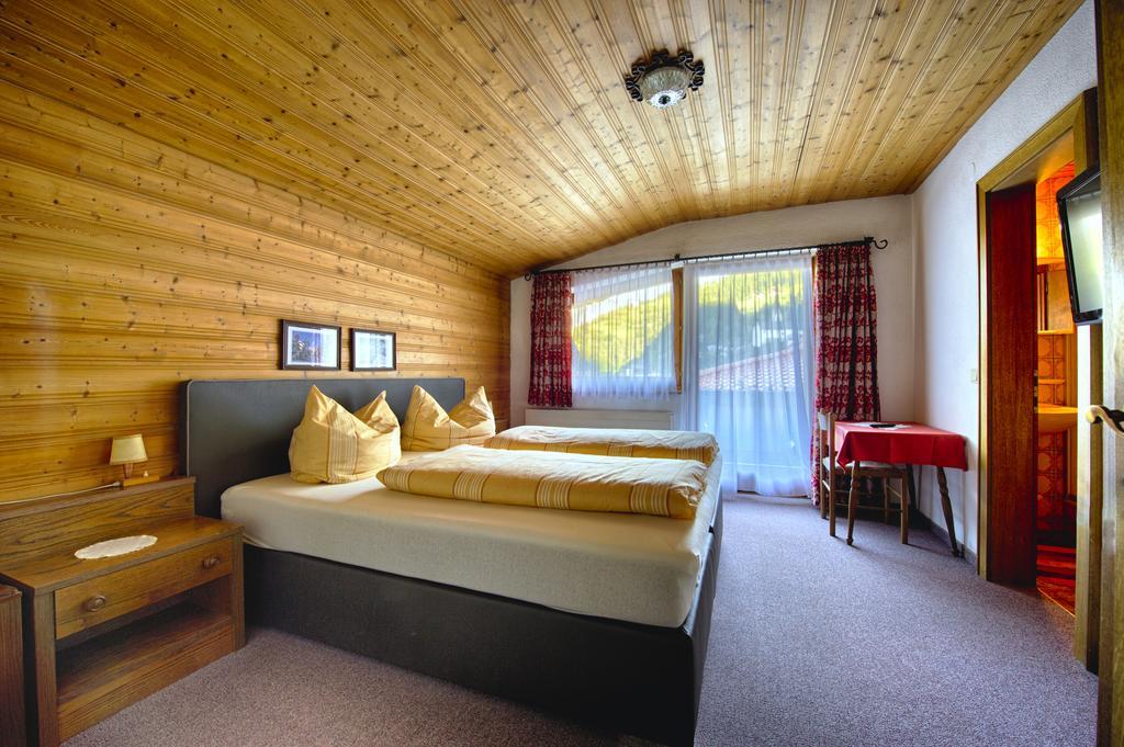 Garni Fischer Oetz Room photo