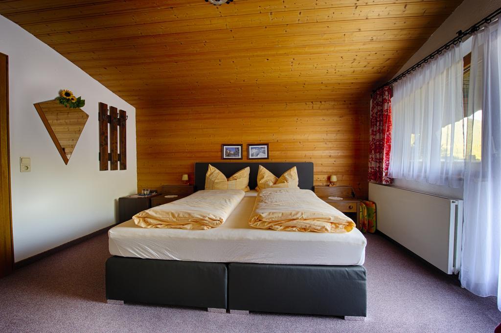 Garni Fischer Oetz Room photo