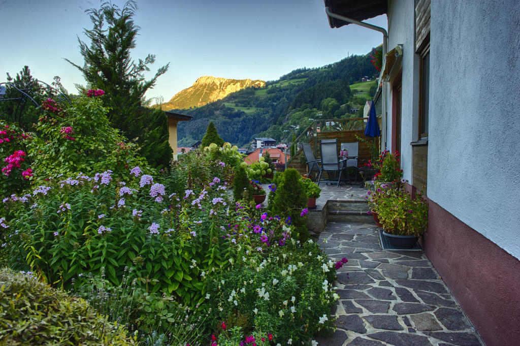 Garni Fischer Oetz Exterior photo