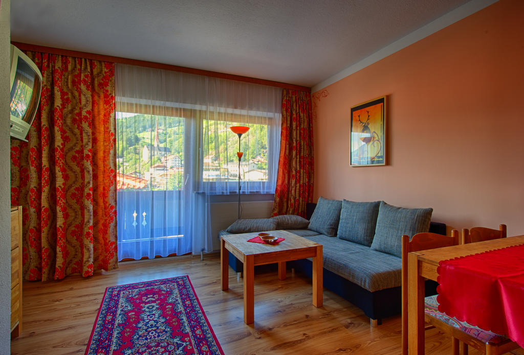 Garni Fischer Oetz Room photo