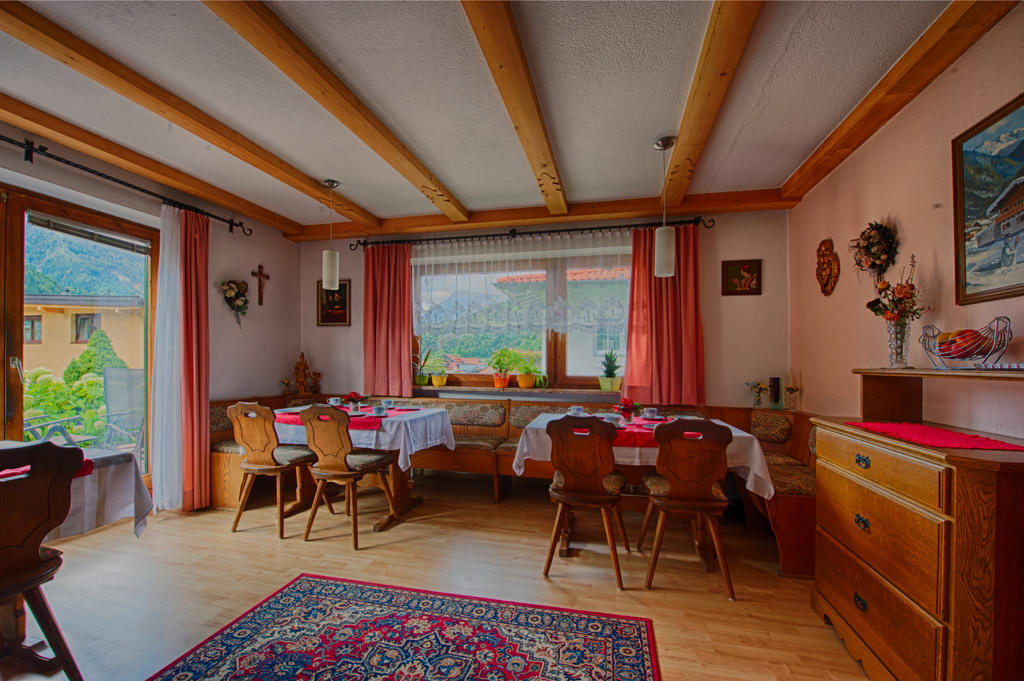 Garni Fischer Oetz Exterior photo