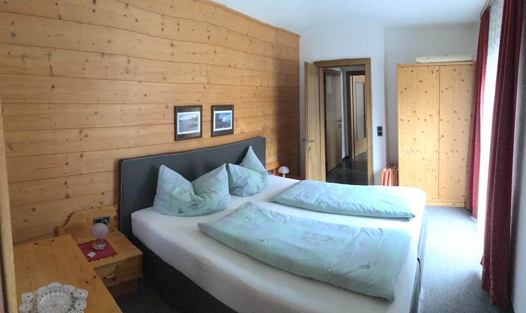 Garni Fischer Oetz Room photo